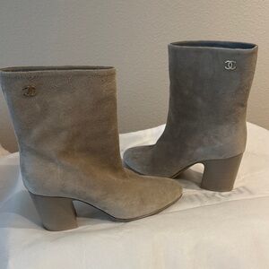 CHANEL Suede Heeled Booties - Light Beige